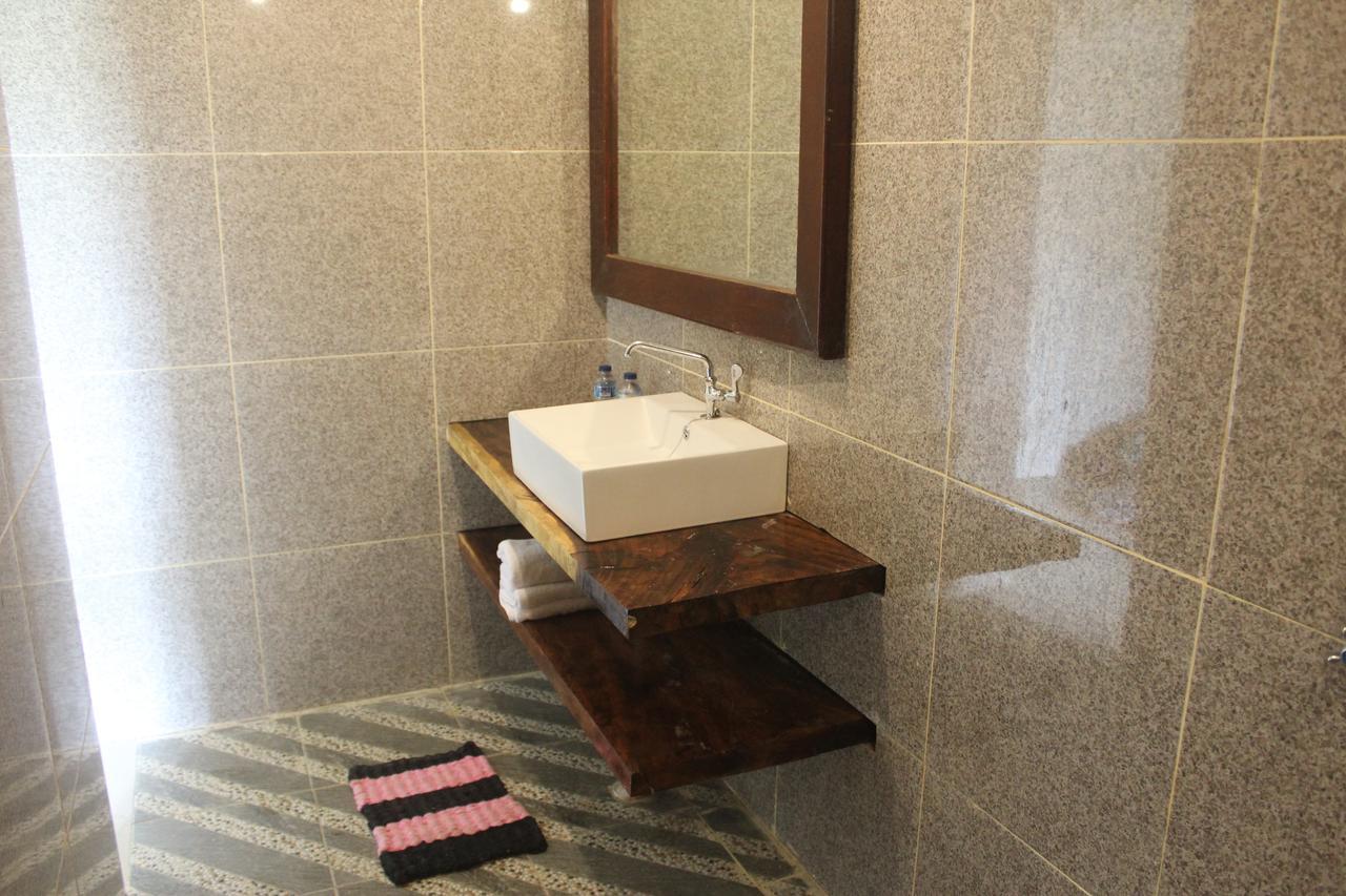Village Corner Homestay Kuta  Bagian luar foto