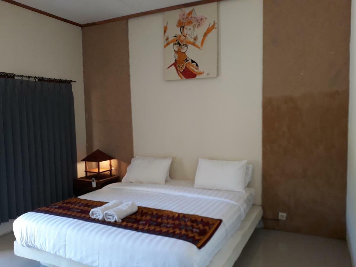 Village Corner Homestay Kuta  Bagian luar foto